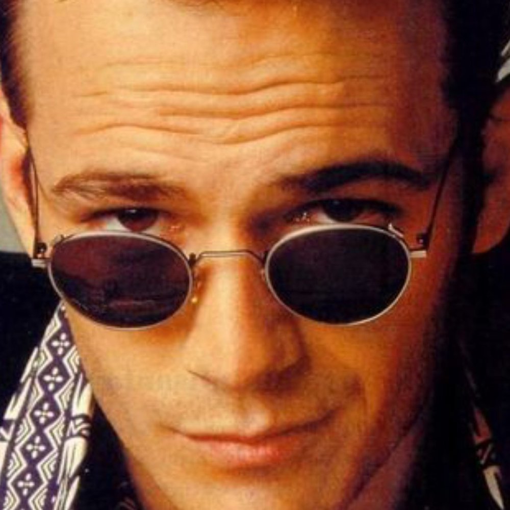 Dylan Beverly Hills 90210 Vintage sunglasses